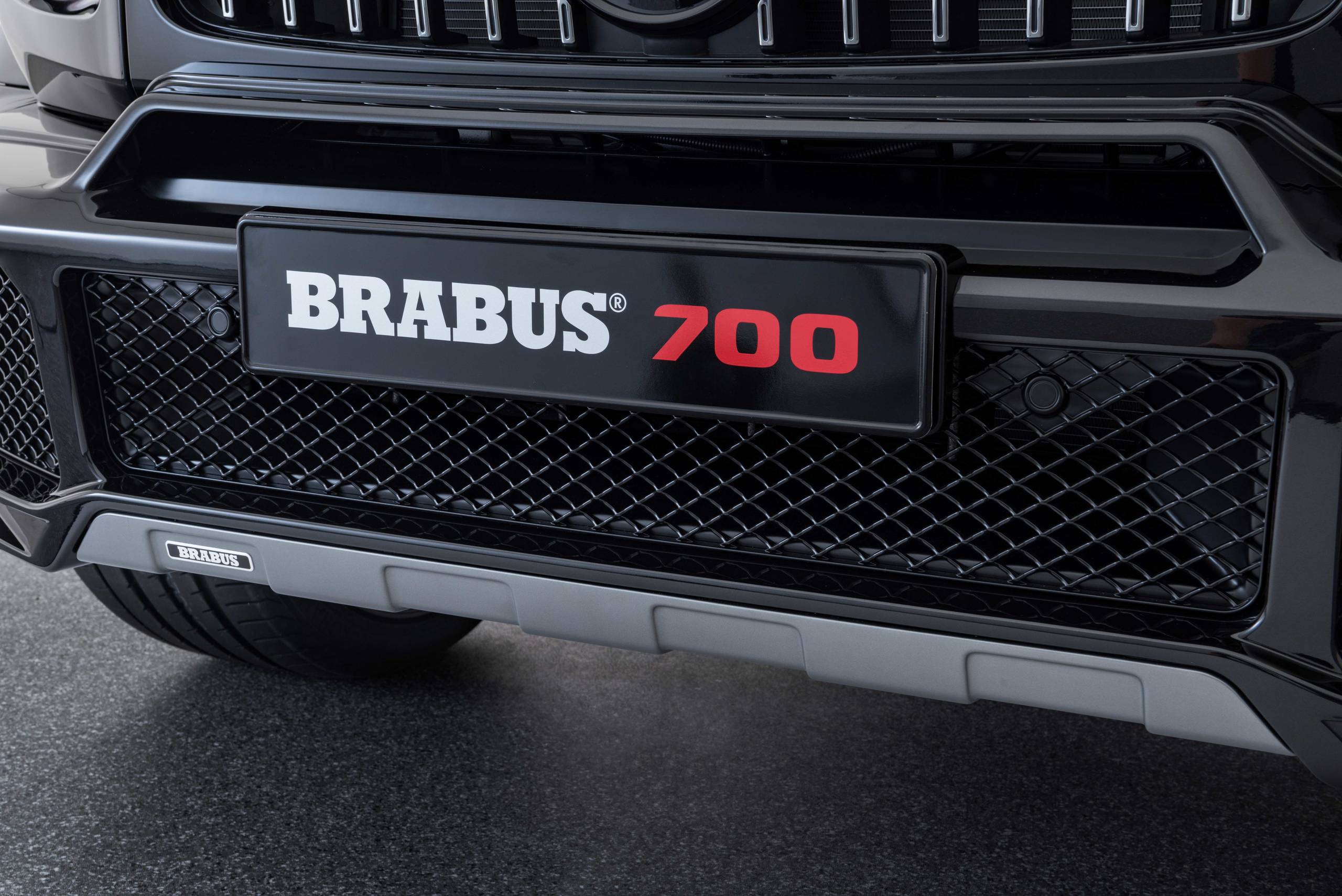 BRABUS 700 WIDESTAR based on G63 (44)