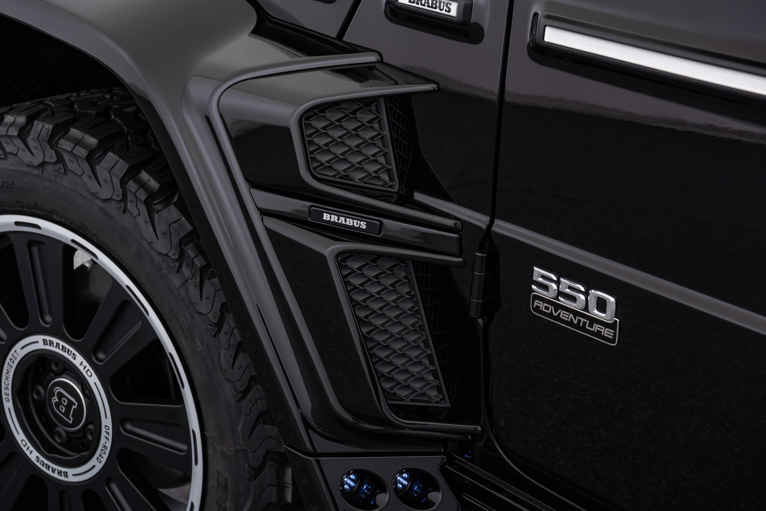 BRABUS 550 Adventure based on G 500 (13)