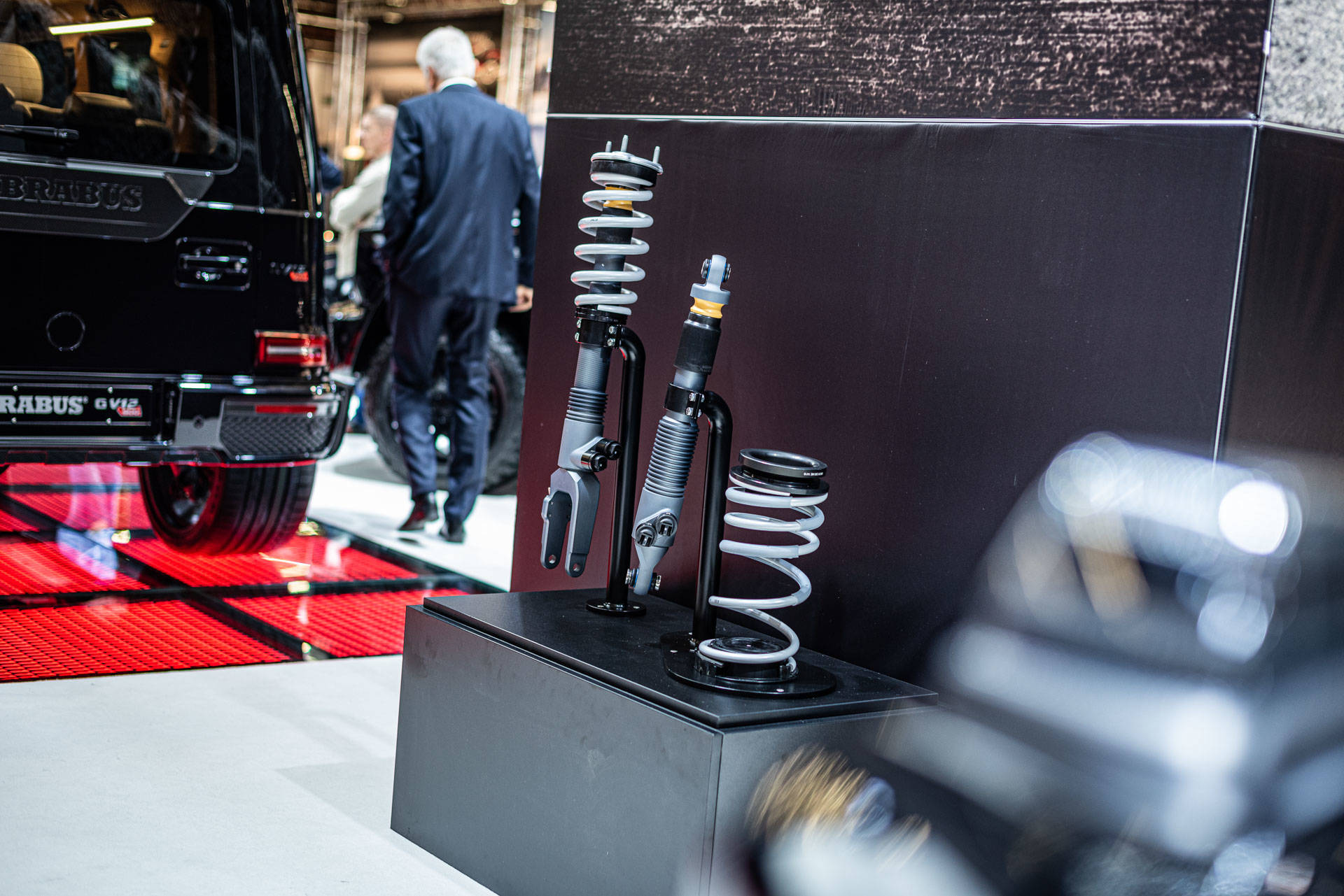 IAA_2019-33