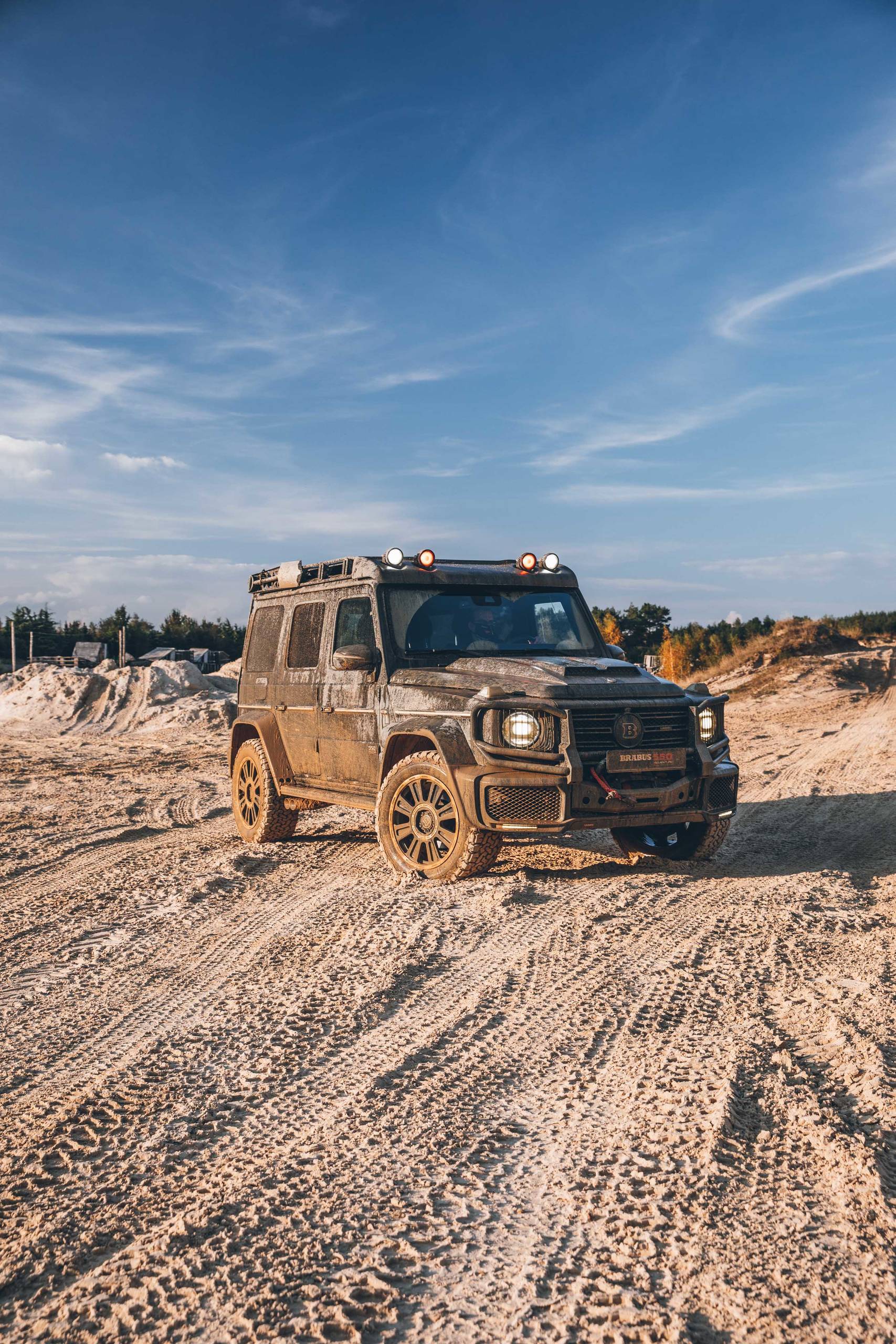 BRABUS 550 Adventure Offroad (5)