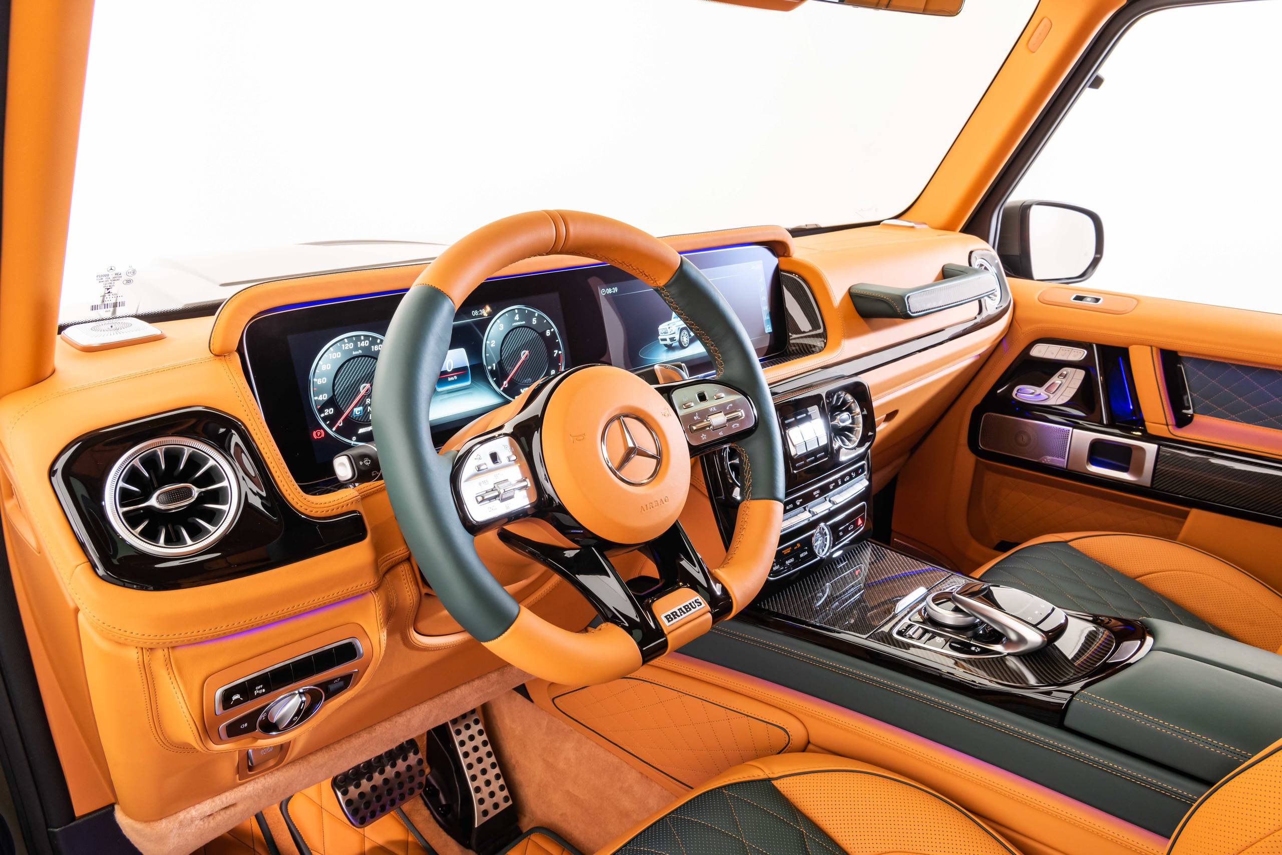 INTERIOR_orange-green (8)