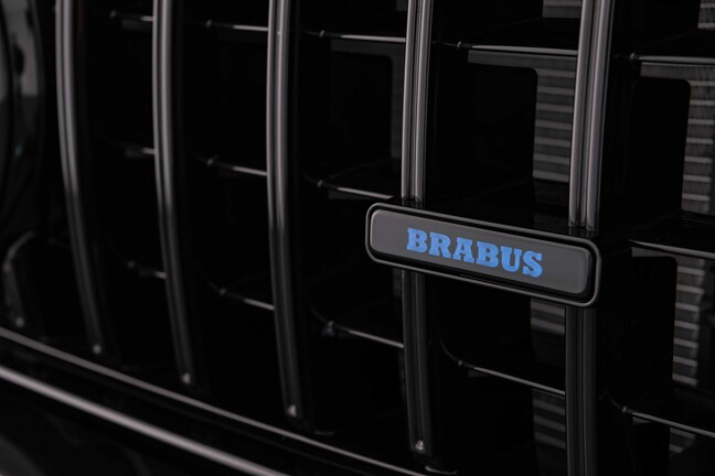 BRABUS 800 Black Ops (30)