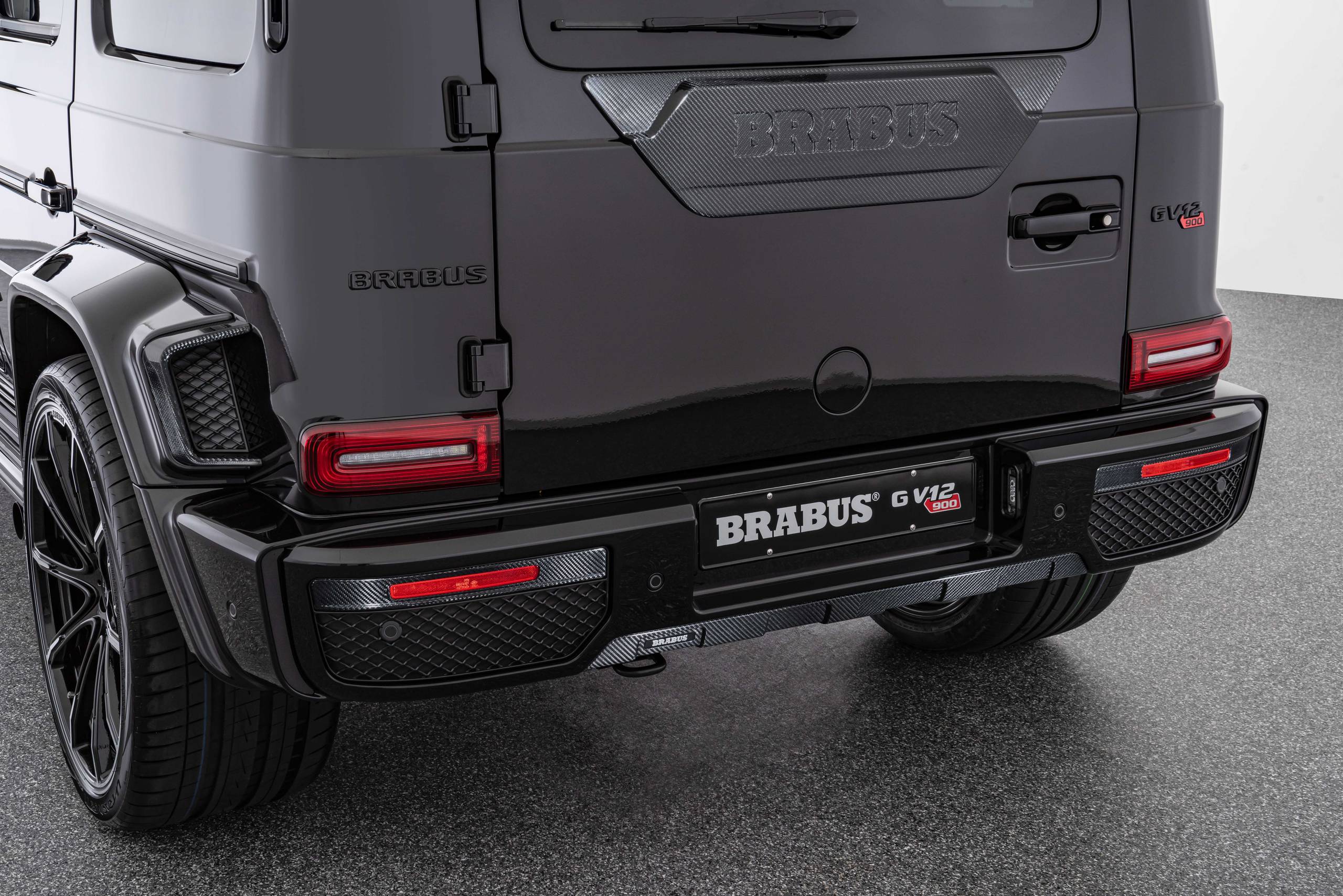 BRABUS GV12 900 based on G63 (14)