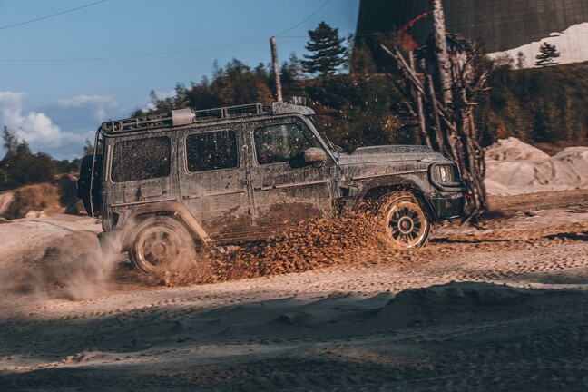 BRABUS 550 Adventure Offroad (12)